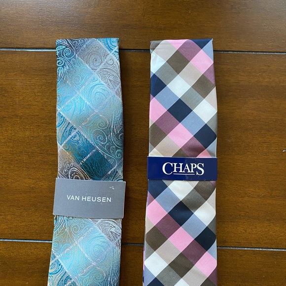 Men’s Ties. CHAPS and VAN HEUSEN - Picture 2 of 12